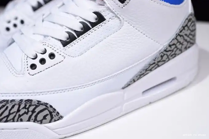 Rep 3 Jordan Korea Seoul Retro Air AV8370-100 0429